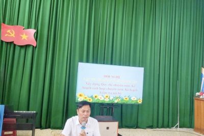 Chiều ngày 18/9/2026 Trường Tiểu học Lê Đình Chinh đã tổ chức buổi sinh hoạt chuyên môn tập trung với sự tham gia của Ban Giám hiệu và toàn thể đội ngũ giáo viên.