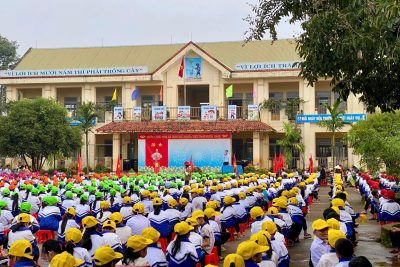 **SINH HOẠT DƯỚI CỜ TUẦN 2 – CÙNG EM HỌC AN TOÀN GIAO THÔNG** 🚦